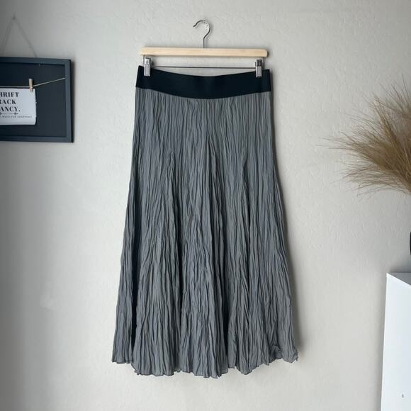 CP Shades Gray Crinkle‎ Textured A-Line Lagenlook Pull-On Midi Skirt Size Medium